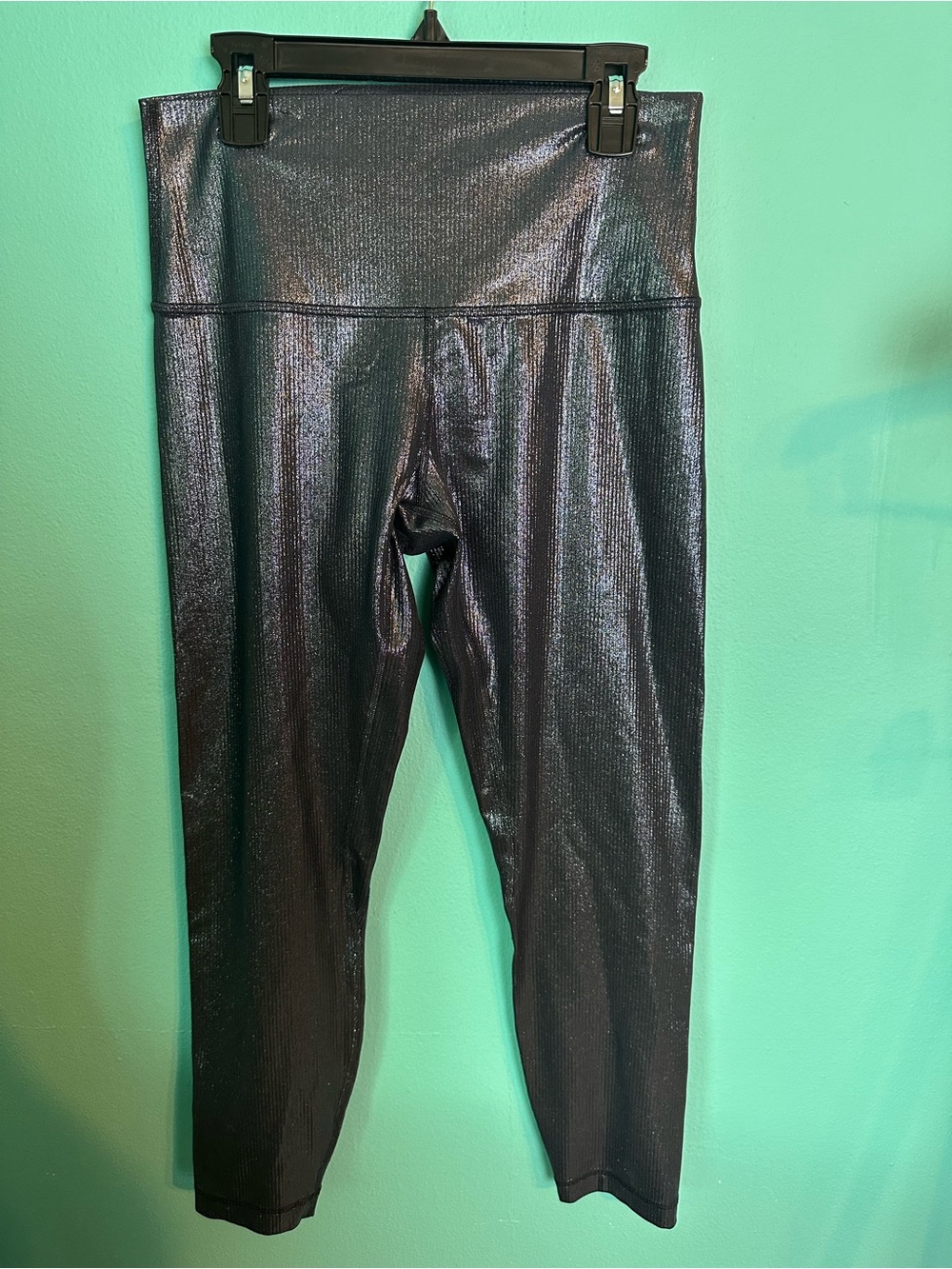 #275 LuluLemon Athletica Shimmer Active Leggings 8